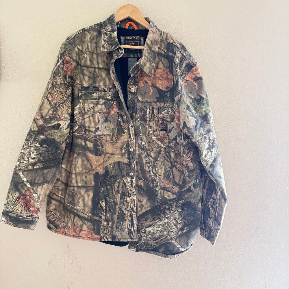 Walls Hunting Camo snap button closure Jacket In XL